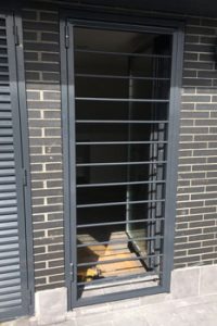 rejas y puertas